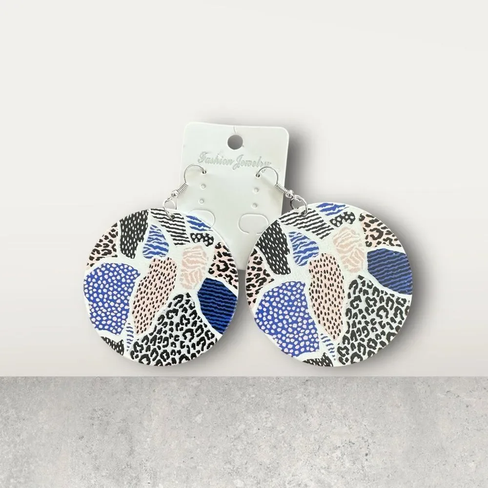 43E Fashion Jewelry Blue and Black Patterned Earrings